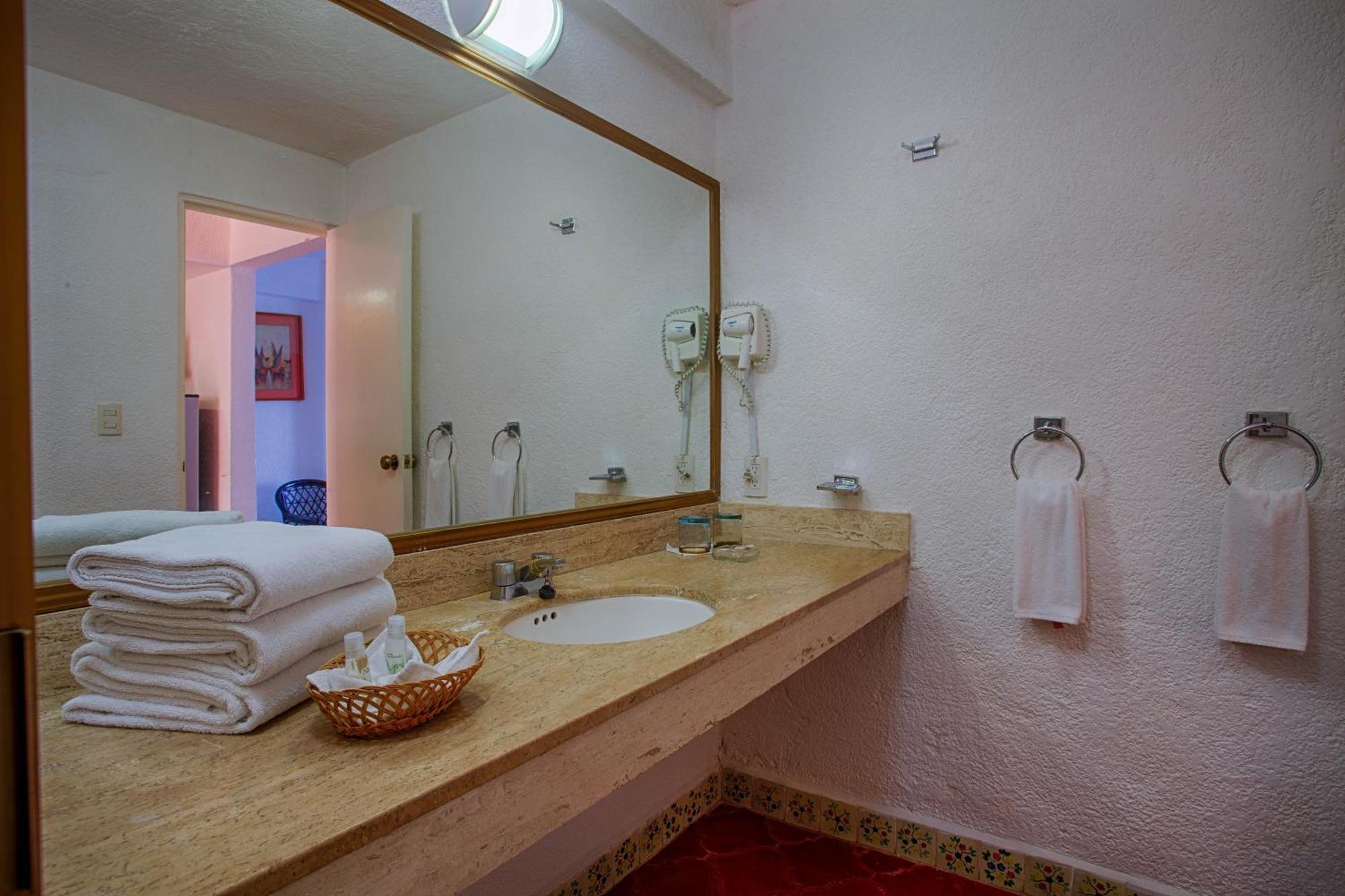 Costa Sur Resort, Classico Collection By Sonesta Puerto Vallarta Exterior photo